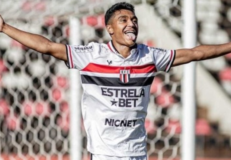 imagem da materia: Pedro Severino deixa a UTI
