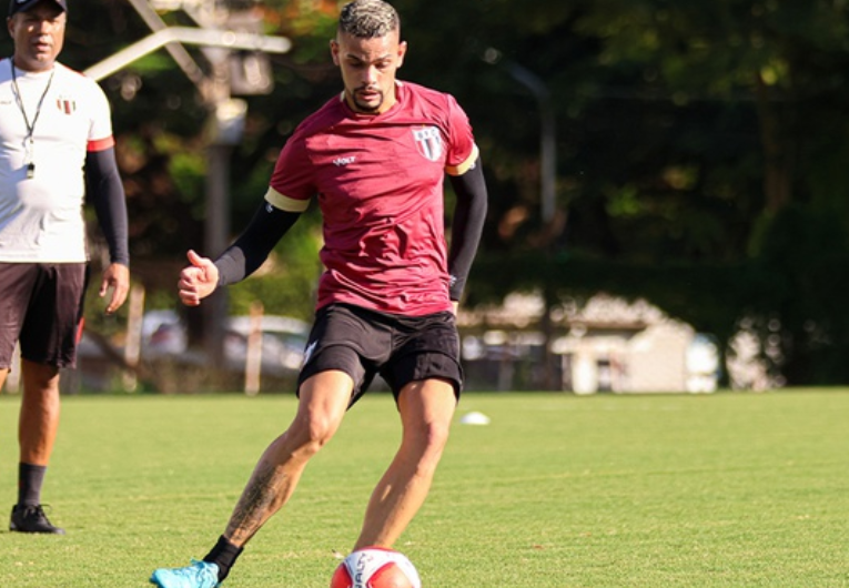 imagem da materia: Pablo Thomaz se destaca no Botafogo-SP após Paulistão