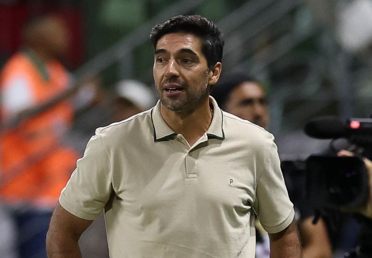 imagem da materia: Abel Ferreira perto de recorde histórico no Palmeiras