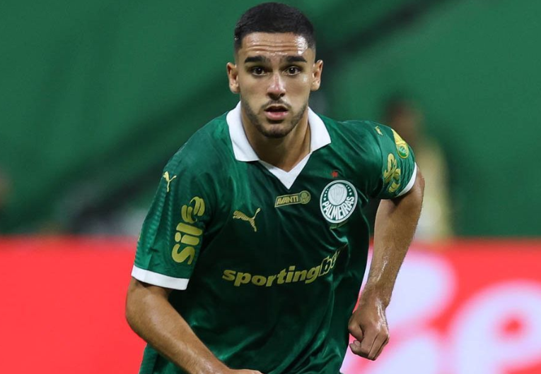 imagem da materia: Figueiredo passa por cirurgia após terceira lesão ligamentar no joelho