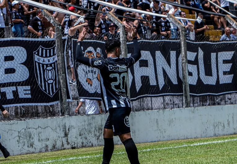 imagem da materia: União Barbarense pode encaminhar sua classificação
