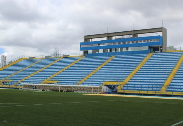 imagem da materia: Santo André precisa quebrar tabu de 17 anos contra o Linense