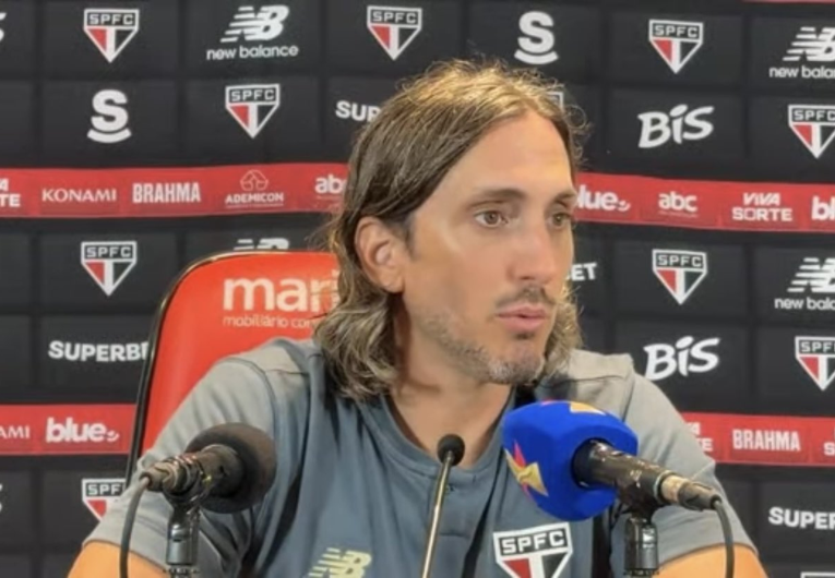 imagem da materia: Zubeldía fala sobre utilização da base: