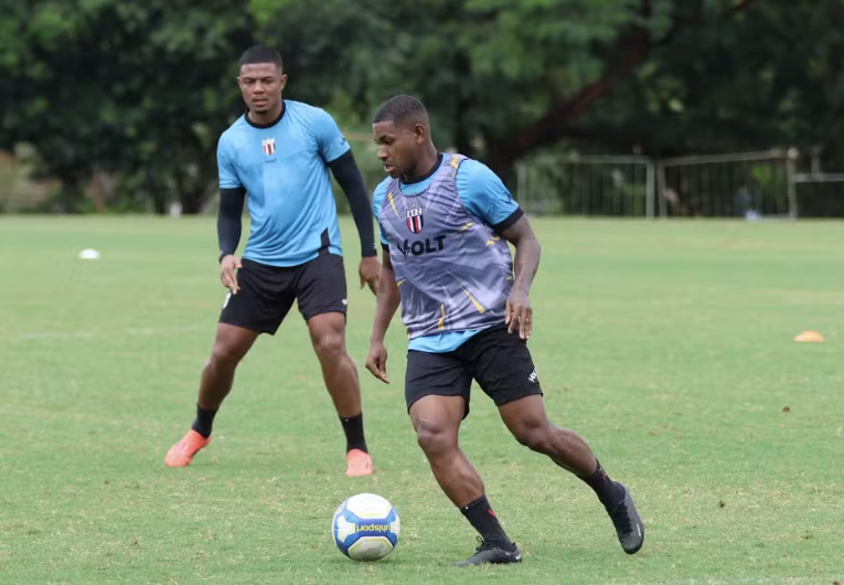 imagem da materia: Jefferson Nem é o novo reforço do Botafogo-SP para a Série B