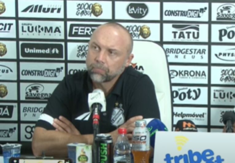 imagem da materia: Ademir Fesan é oficialmente apresentado na Inter de Limeira