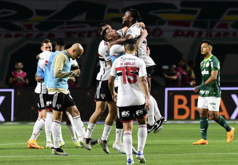 imagem da materia: Choque-Rei: São Paulo tem vantagem em semifinais de Paulista