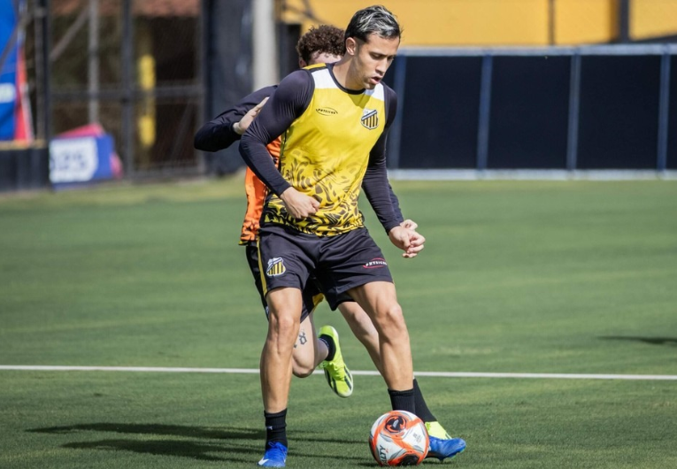 imagem da materia: Matheus revela expectativa para amistoso contra o Botafogo