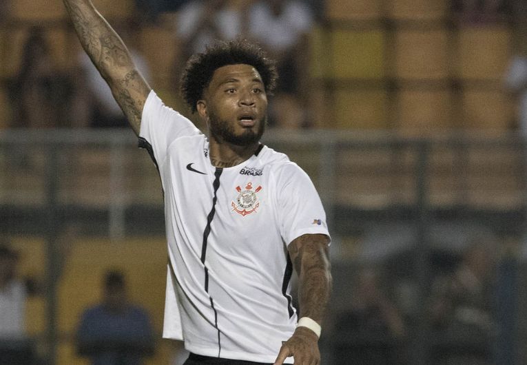imagem da materia: Kazim analisa 'reforço mais importante' do Corinthians