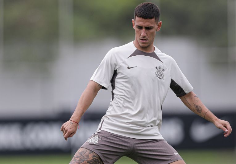 imagem da materia: Advogado analisa caso entre Corinthians e Matías Rojas