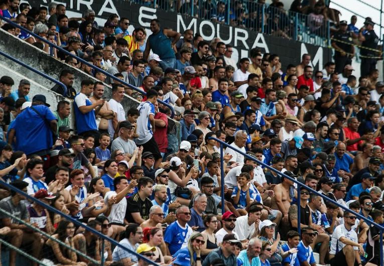 imagem da materia: Taubaté detalha venda de ingressos para Clássico do Vale