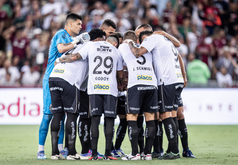 imagem da materia: Santos busca primeira vitória e reação no Brasileiro
