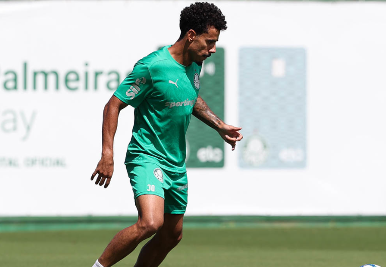 imagem da materia: Lucas Evangelista perto de voltar aos gramados