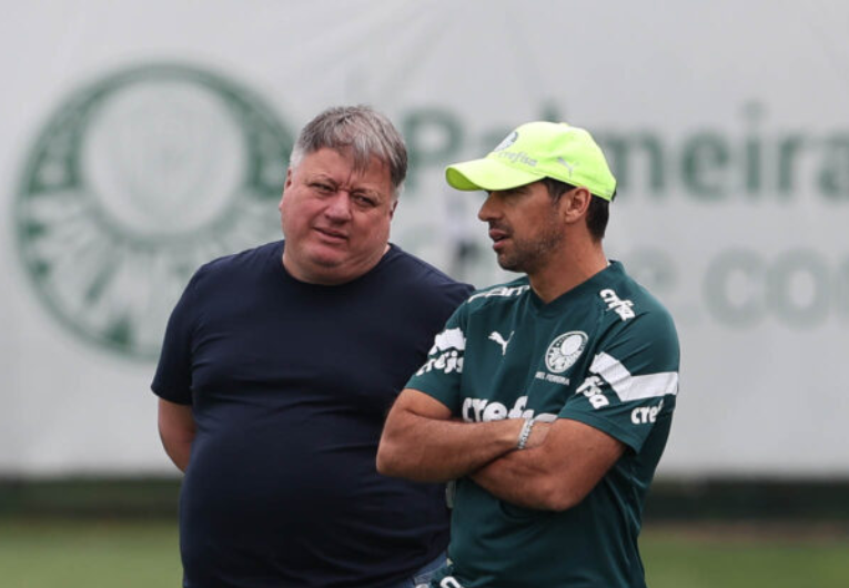 imagem da materia: Anderson Barros garante Abel Ferreira no cargo