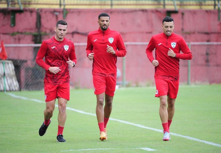 imagem da materia: Ex-zagueiro da Inter de Limeira treina com elenco da Lusa