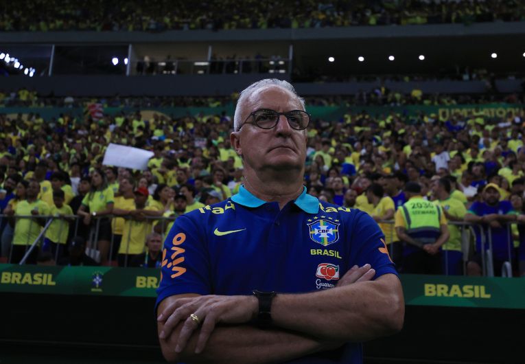 imagem da materia: Corinthians tem entrave para assinar com Dorival Júnior