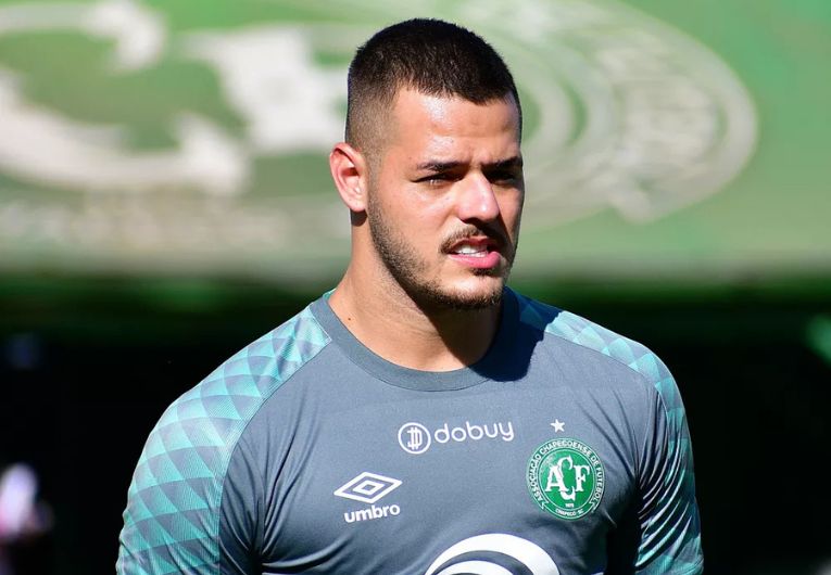 imagem da materia: Portuguesa acerta chegada de goleiro da Chapecoense