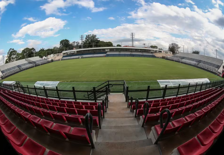 imagem da materia: RB Bragantino x Palmeiras: onde assistir e escalações