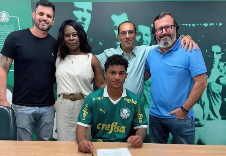 imagem da materia: Palmeiras rescinde com Wesley Dual