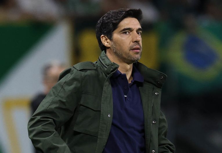 imagem da materia: Abel e Verdão devem conversar sobre renovação após Mundial