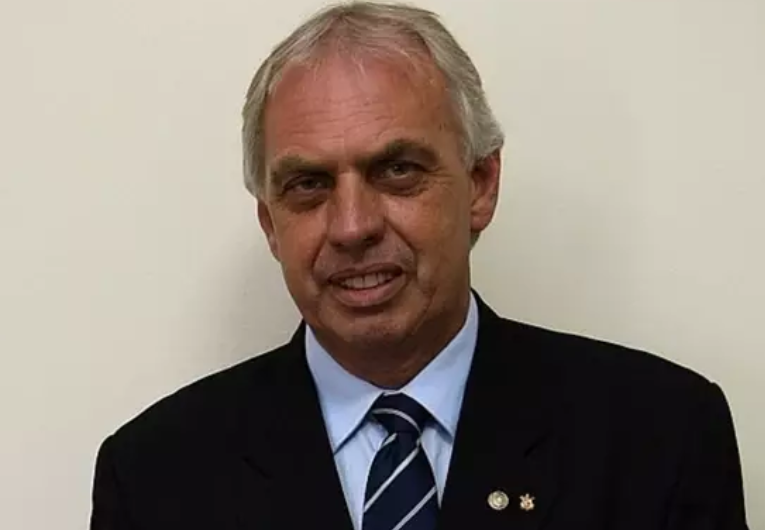 imagem da materia: Osmar Stabile inicia reforma no Corinthians