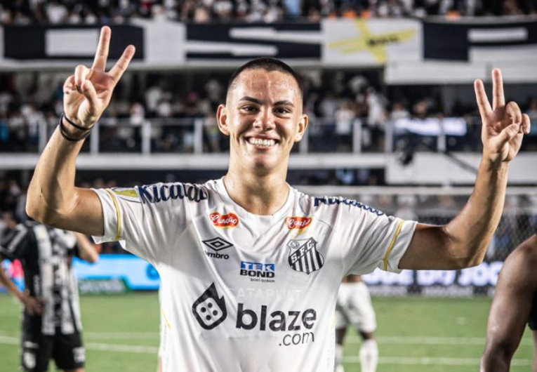 imagem da materia: Santos rejeita R$12 mi do Bragantino por JP Chermont