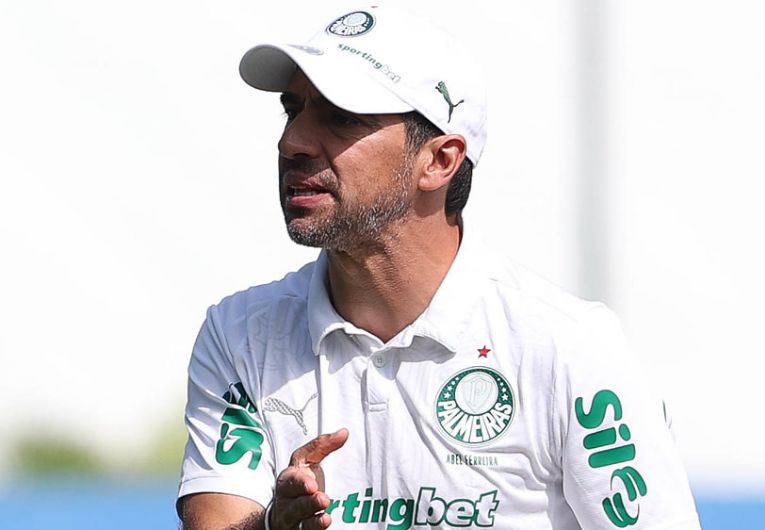 imagem da materia: Abel Ferreira se torna o técnico com mais vitórias pelo Palmeiras no Brasileiro