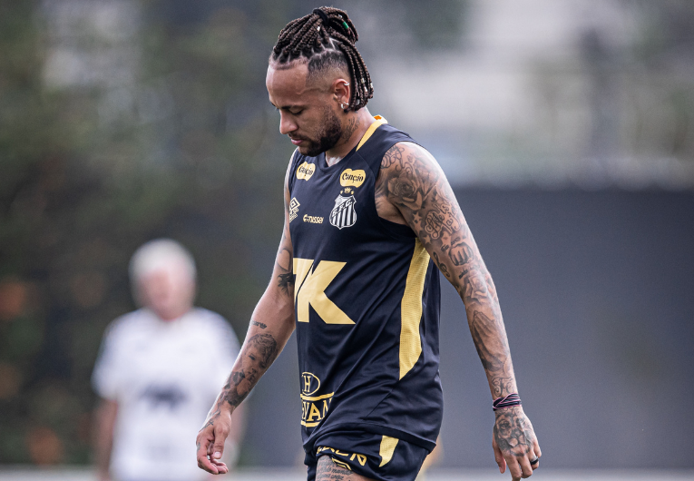 imagem da materia: Santos define time e Neymar é reserva contra o CRB