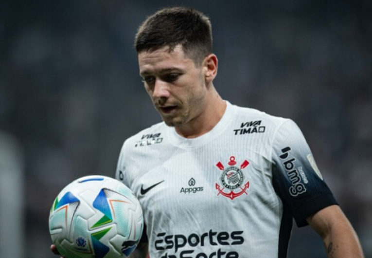 imagem da materia: Garro volta a ser relacionado no Corinthians