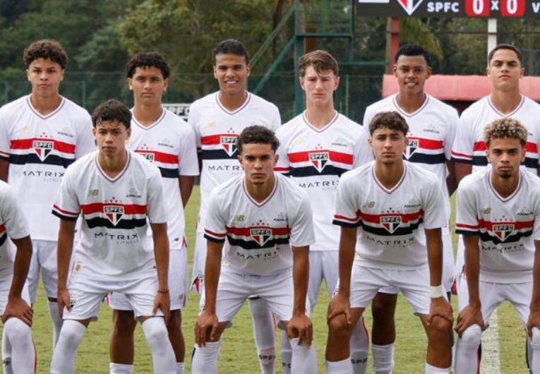 imagem da materia: São Paulo empata na estreia do Brasileiro Sub-17