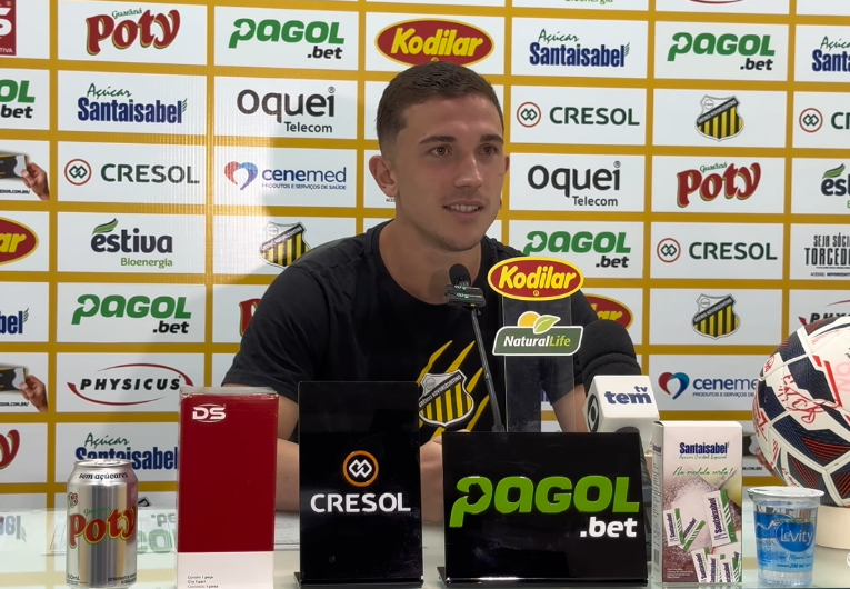 imagem da materia: Nathan comemora hat-trick e exalta grupo do Novorizontino