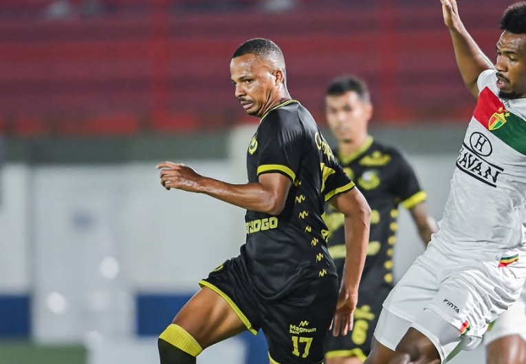 imagem da materia: São Bernardo tem ataque tímido na Série C
