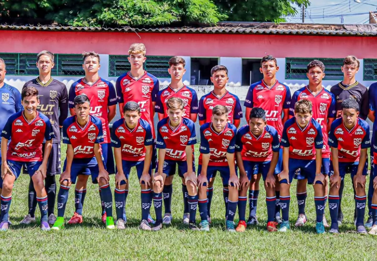 imagem da materia: Grêmio Prudente vence no Sub-17, mas perde no Sub-15