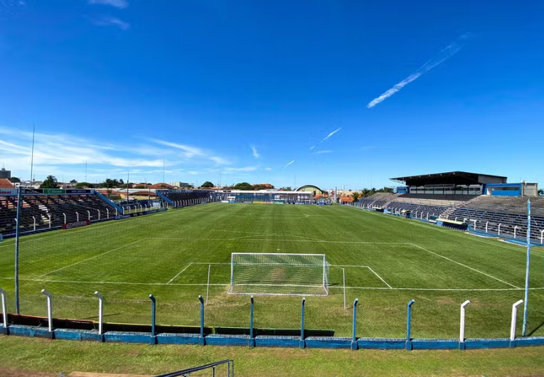 imagem da materia: Monte Azul x Cascavel: Onde Assistir, Escalações e Palpites