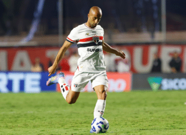 Lucas Moura volta a sentir dores e desfalca o São Paulo