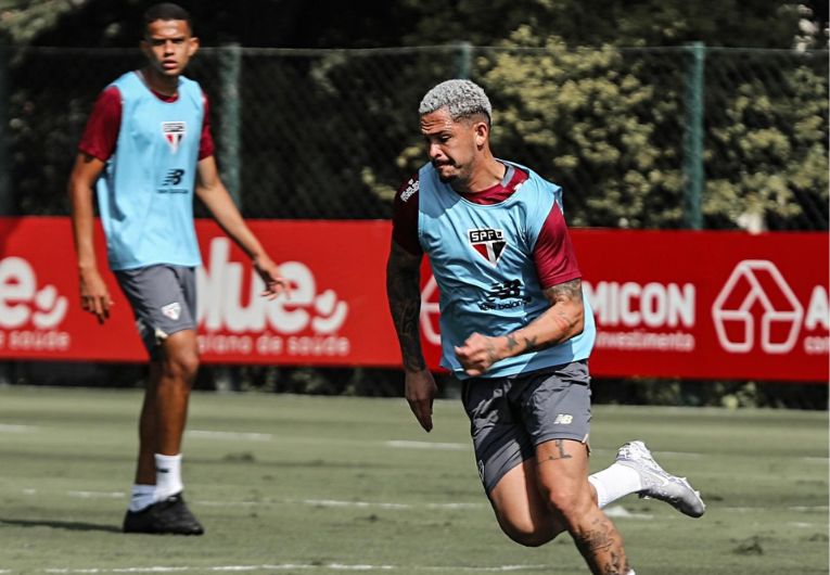 imagem da materia: São Paulo inicia sua preparação para encarar o Alianza Lima-PER