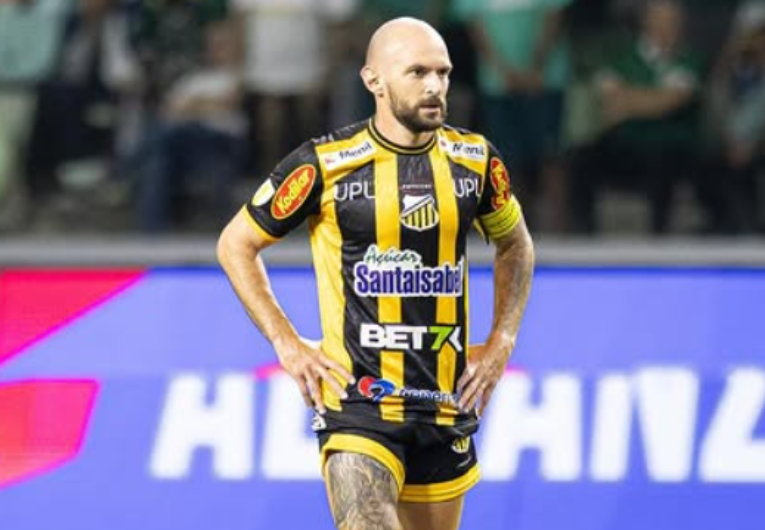 imagem da materia: Marlon projeta duelo contra o Paysandu pela Série B