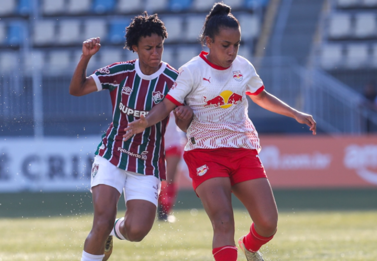 imagem da materia: No Brasileirão, Bragantino e Fluminense empatam em 2 a 2