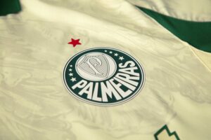 Palmeiras lança camisa especial para o Mundial de Clubes