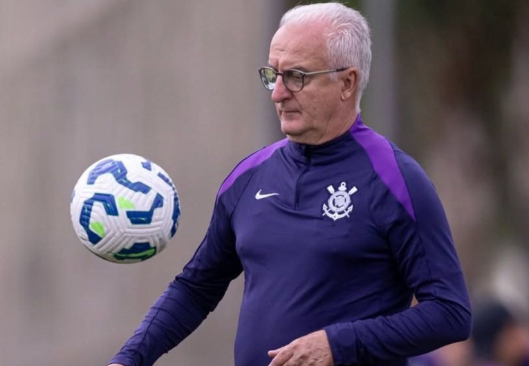 imagem da materia: Dorival ganha primeira semana de treinos no Corinthians