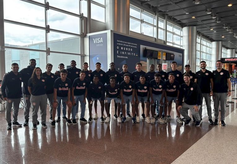imagem da materia: Bragantino Sub-17 disputa torneio na França