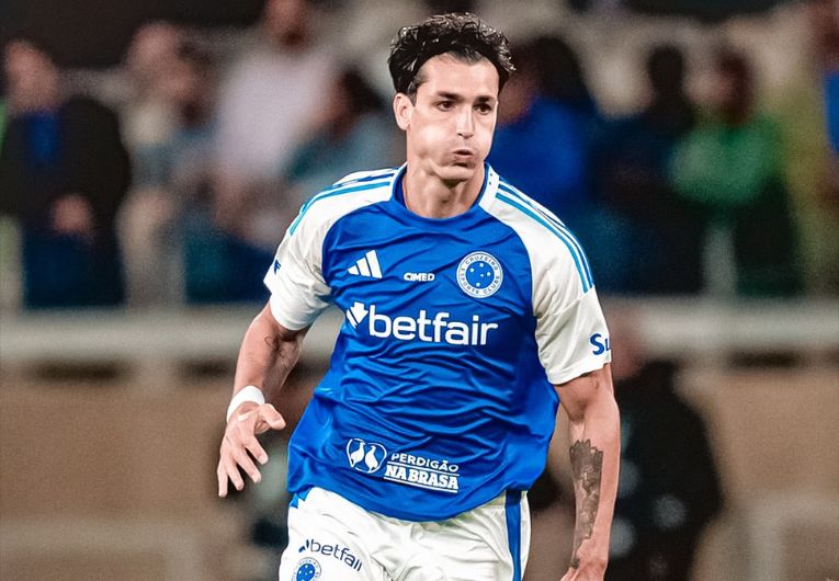 imagem da materia: São Paulo está próximo de contratar Dinenno, do Cruzeiro