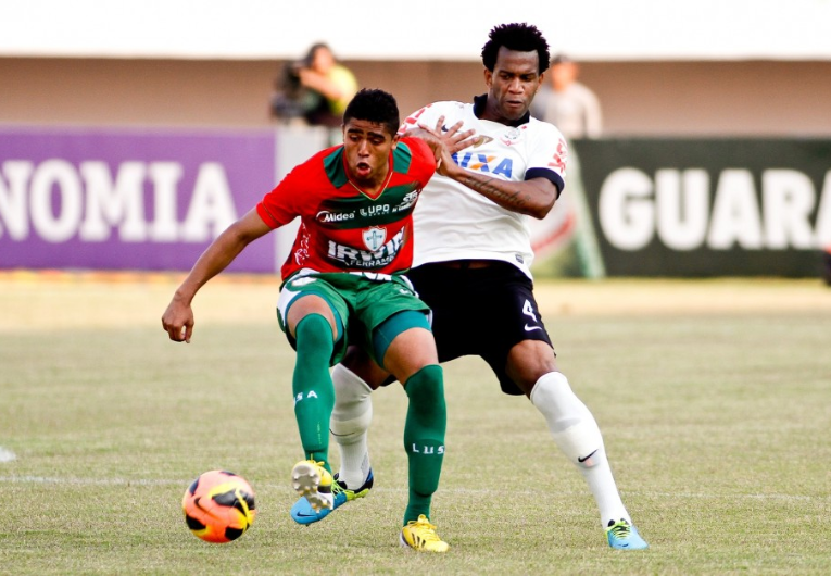 imagem da materia: Ex-jogador da Lusa iguala Mbappé em gols na temporada