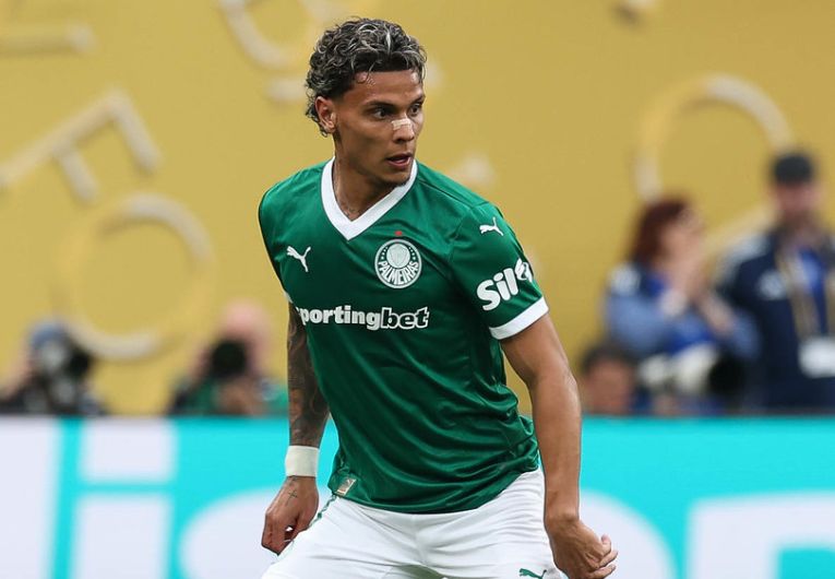 Simeone quer a contratação de Richard Ríos