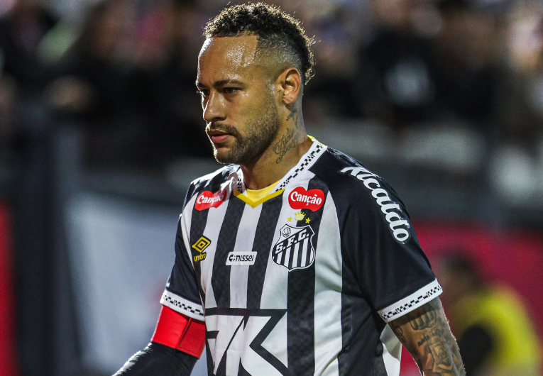 imagem da materia: Renovação de Neymar com o Santos vive momento delicado