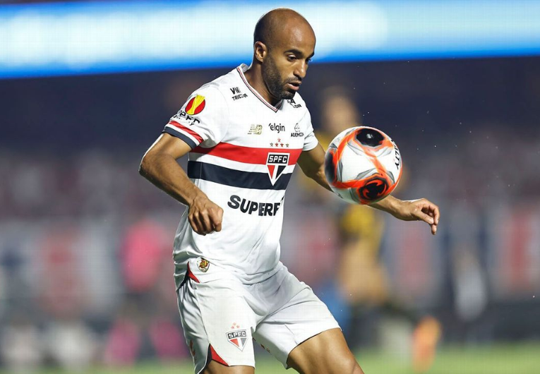 imagem da materia: Crespo inicia trabalho no São Paulo com desfalques e saídas