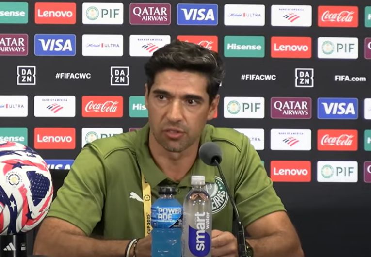 imagem da materia: Abel Ferreira fala sobre duelo contra o Messi