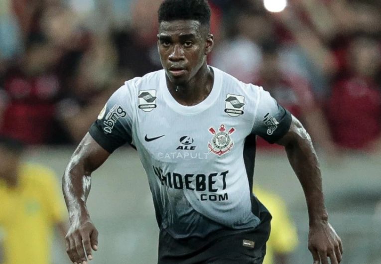 imagem da materia: Corinthians recusa proposta por Félix Torres