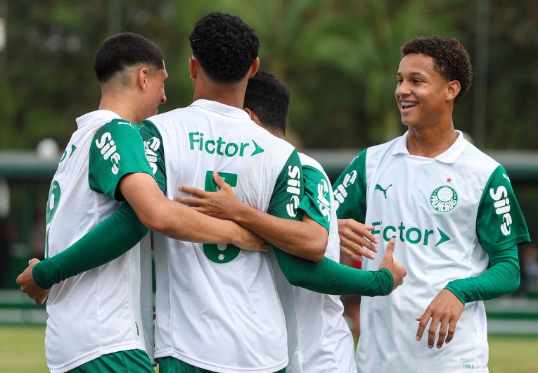 imagem da materia: Palmeiras brilha em rodada do Paulista de base