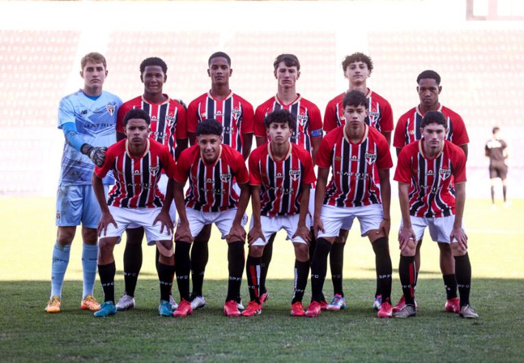 imagem da materia: São Paulo empata com o Corinthians pelo Brasileiro Sub-17