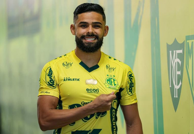 imagem da materia: Mirassol anuncia a contratação de Felipe Jonatan